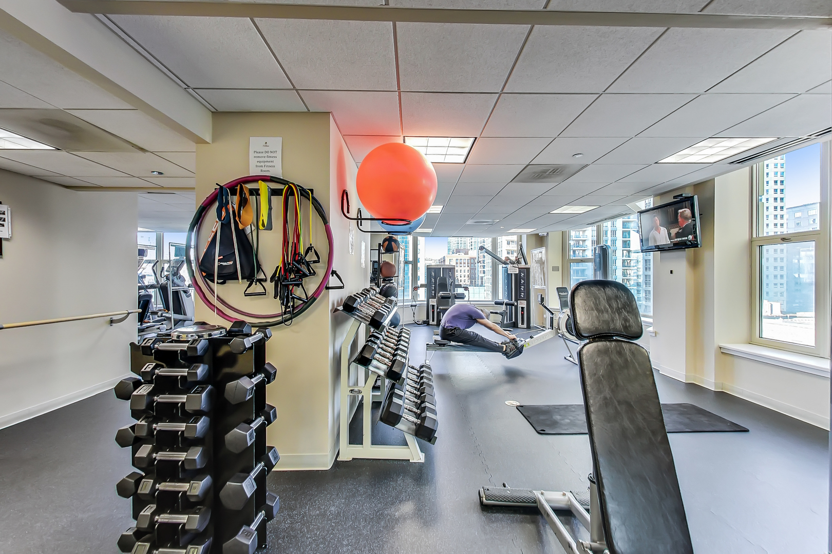 25 E Superior Street Unit: 1703