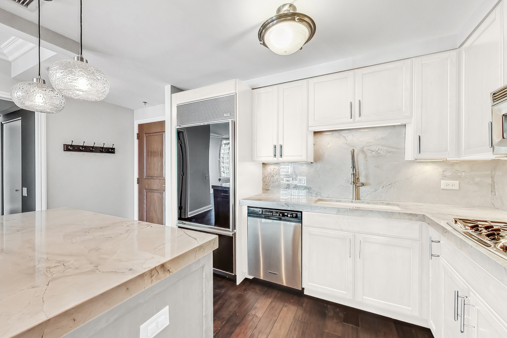 25 E Superior Street Unit: 1703