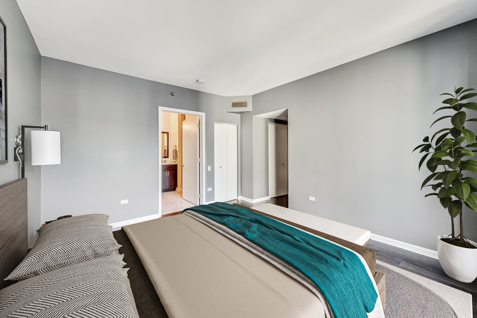 25 E Superior Street Unit: 1703