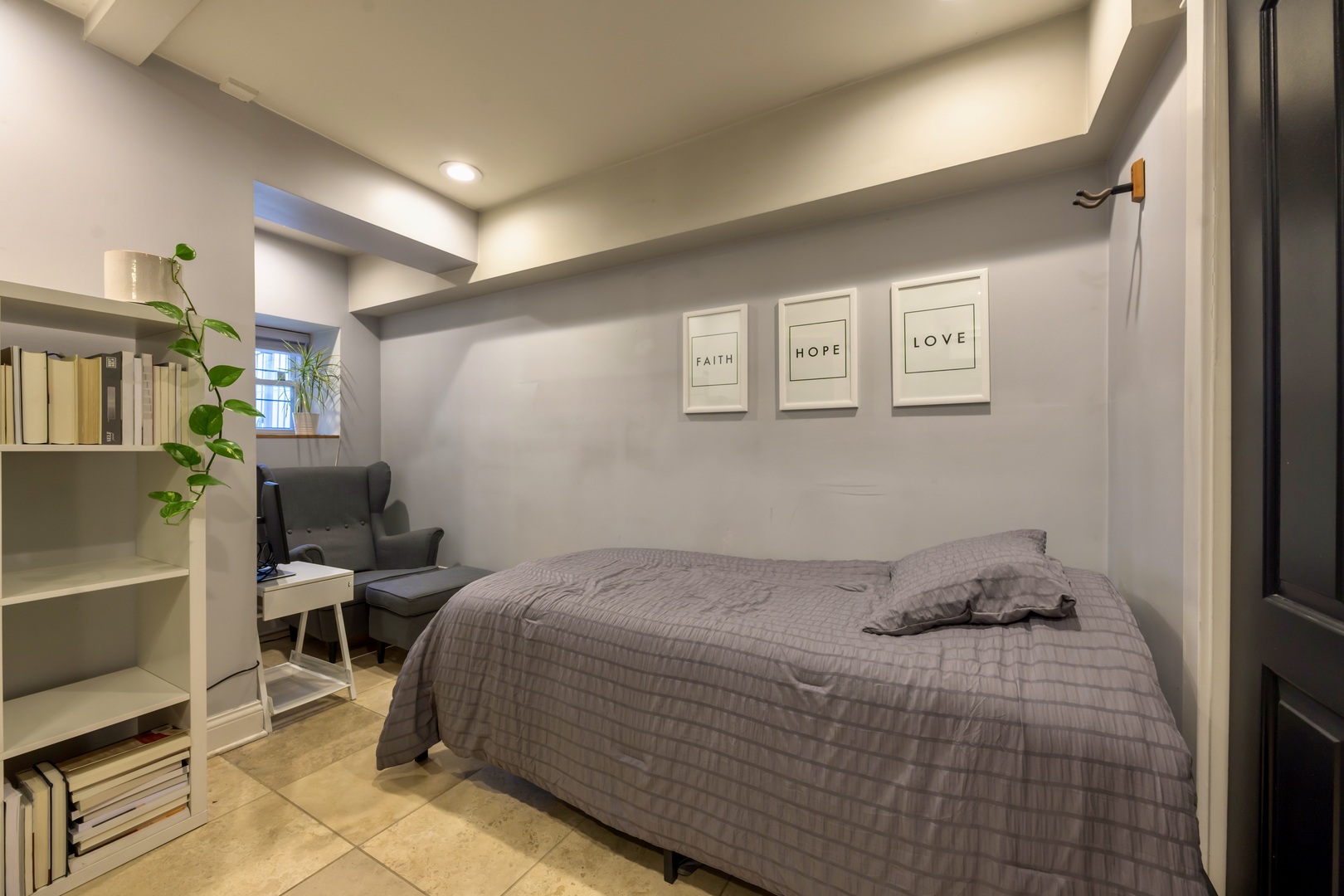 1803 W Ohio Street Unit: 3