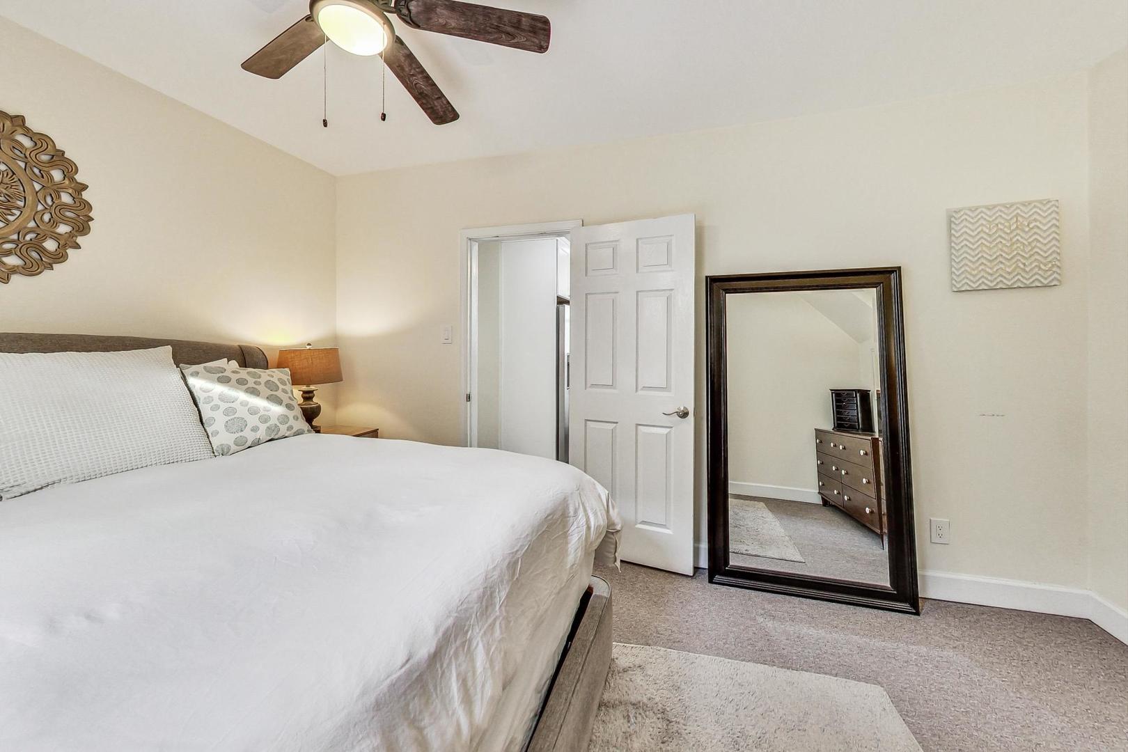 5317 N McVicker Avenue