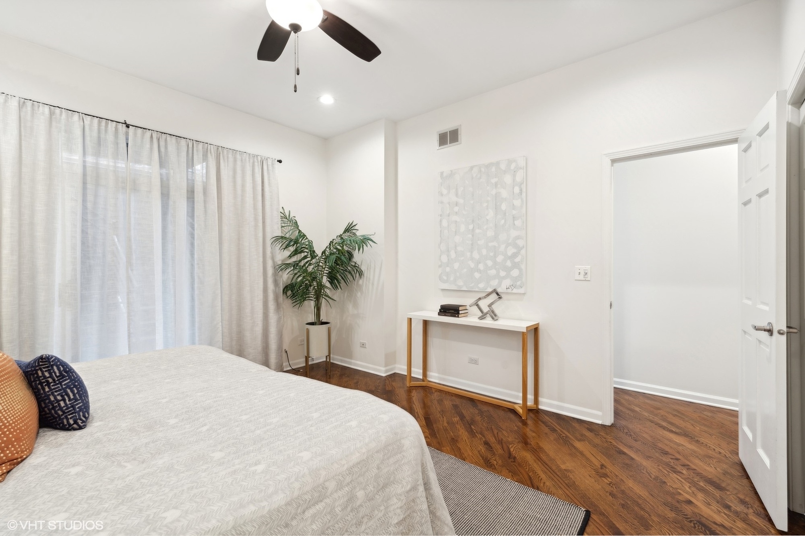 1372 N Dean Street Unit: 1