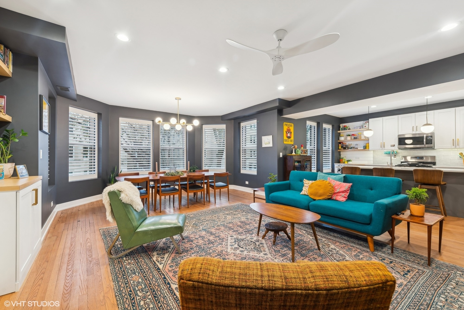 1436 W Elmdale Avenue Unit: 2