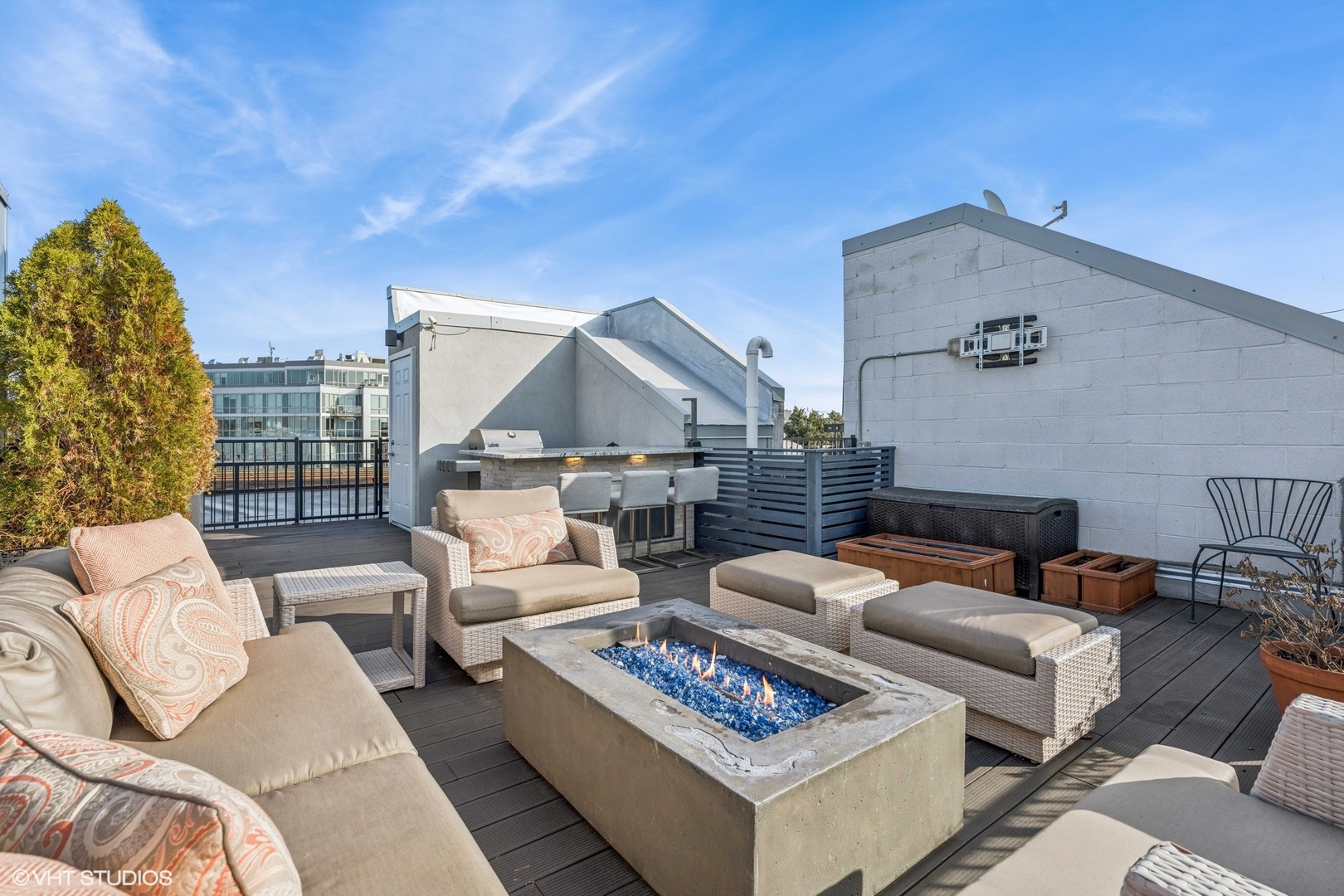 1719 N Winnebago Avenue