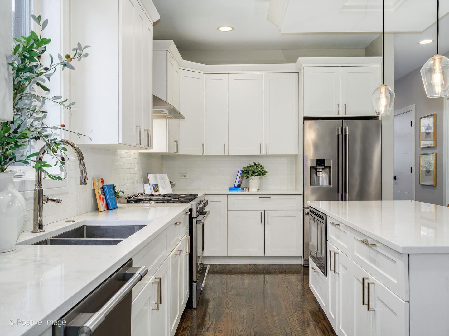 2442 W Thomas Street Unit: 1