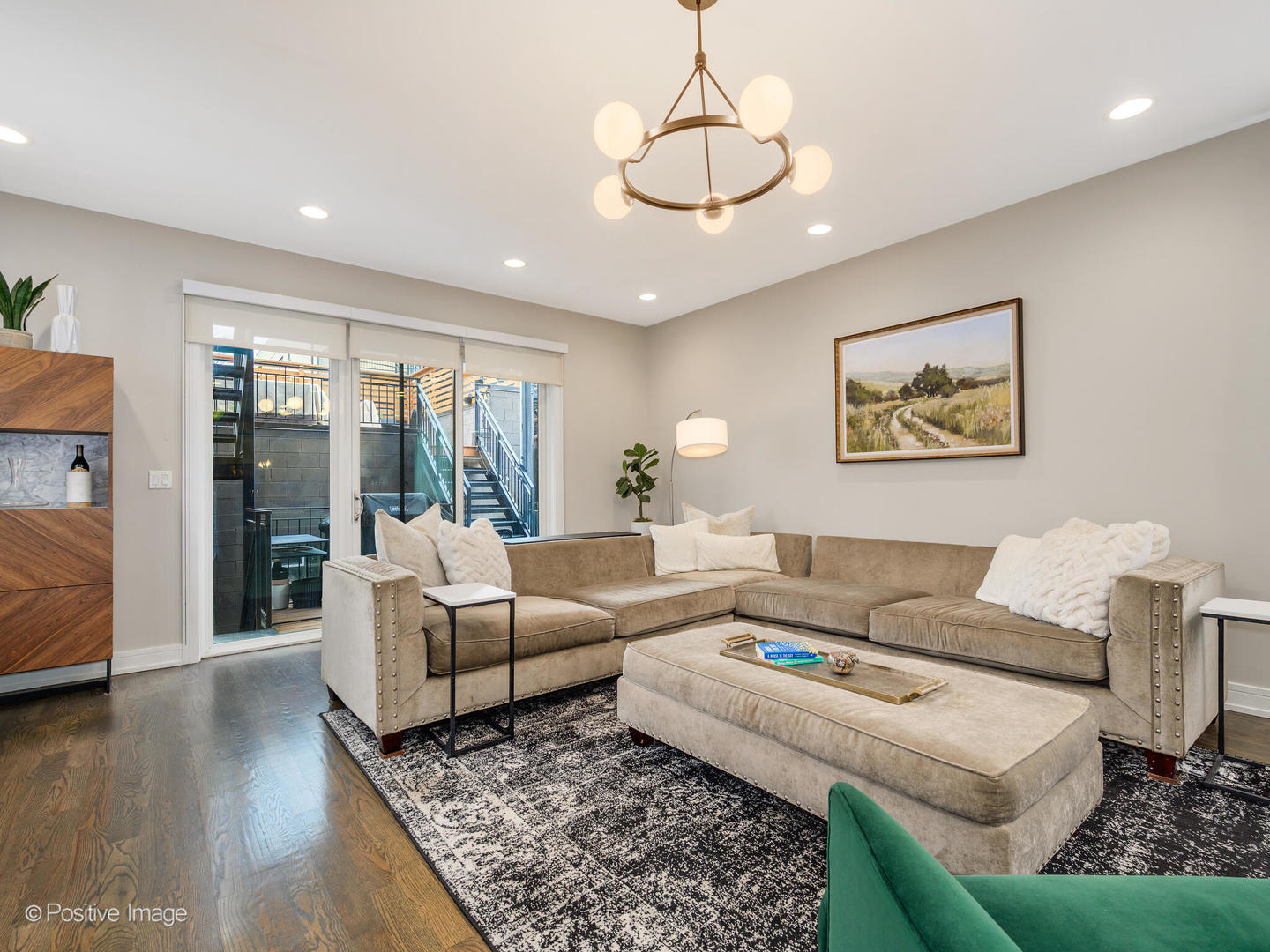 2442 W Thomas Street Unit: 1