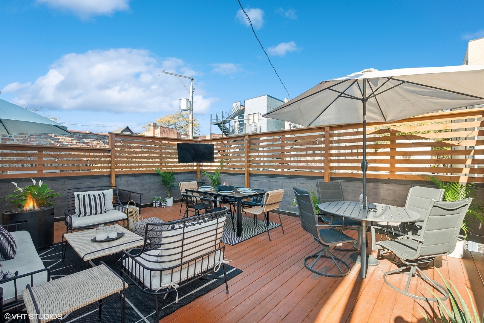 2442 W Thomas Street Unit: 1