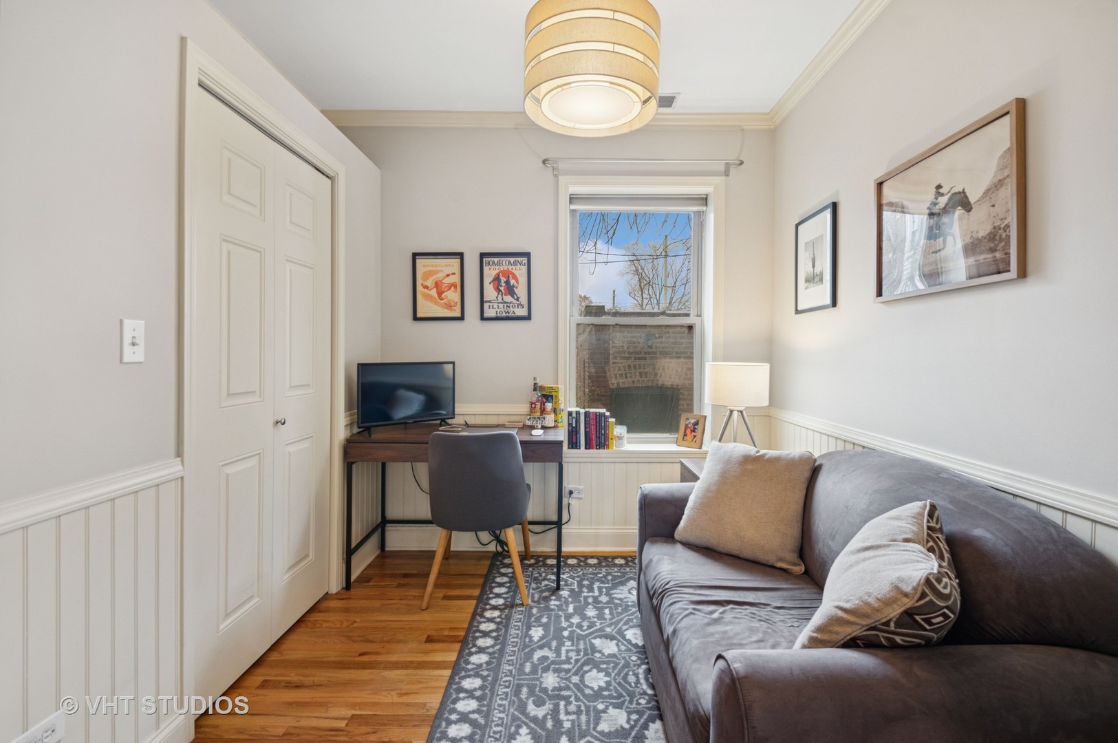 2711 W ARGYLE Street Unit: 1