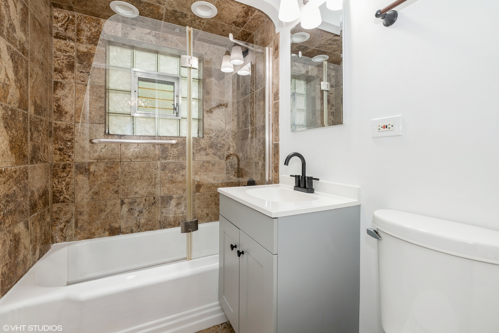 226 S Maple Avenue Unit: F