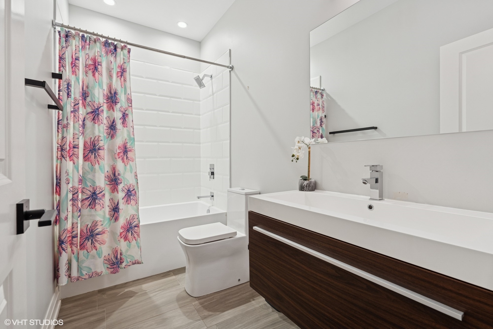 7771 Van Buren Street Unit: 3