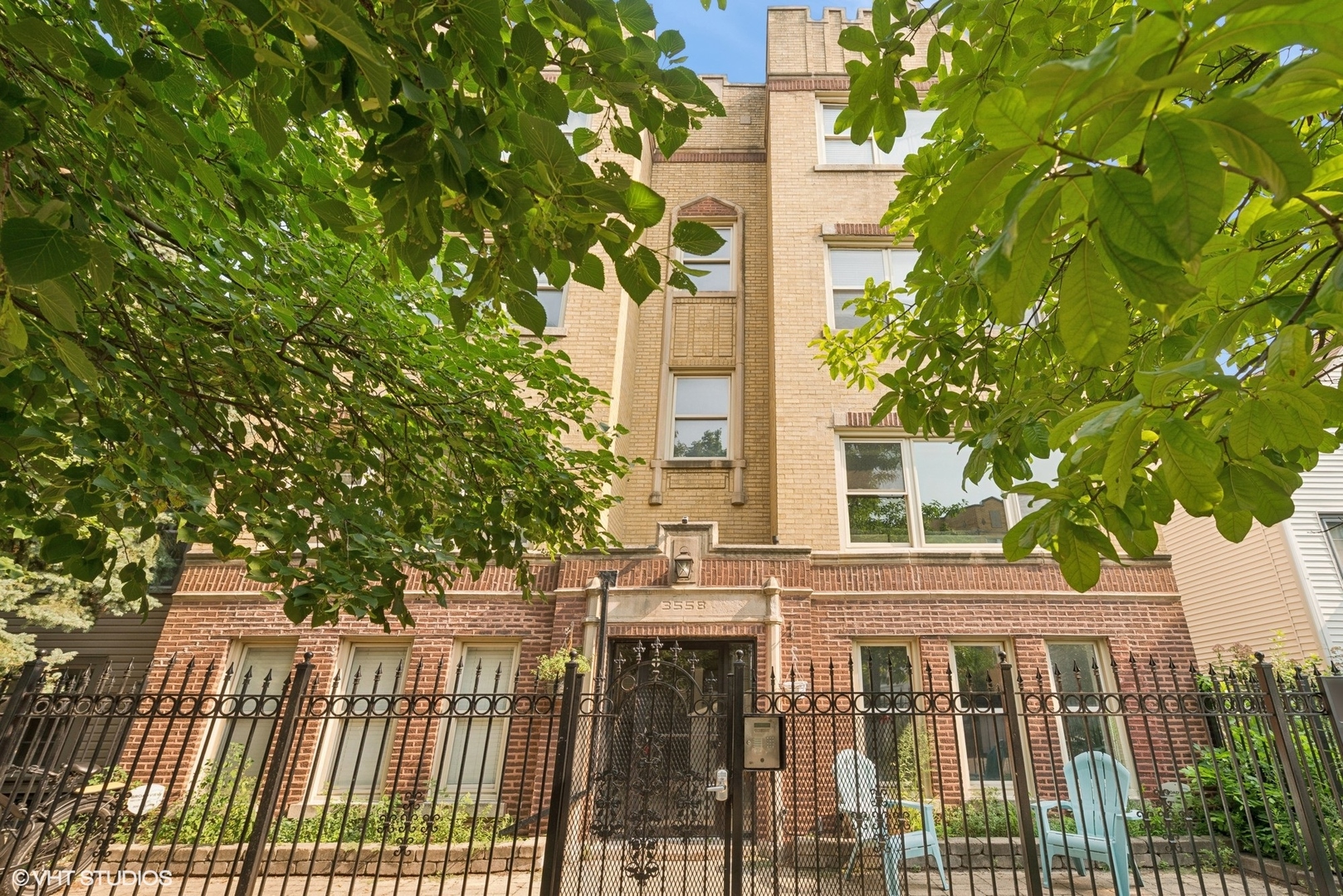 3558 W Shakespeare Avenue Unit: GE