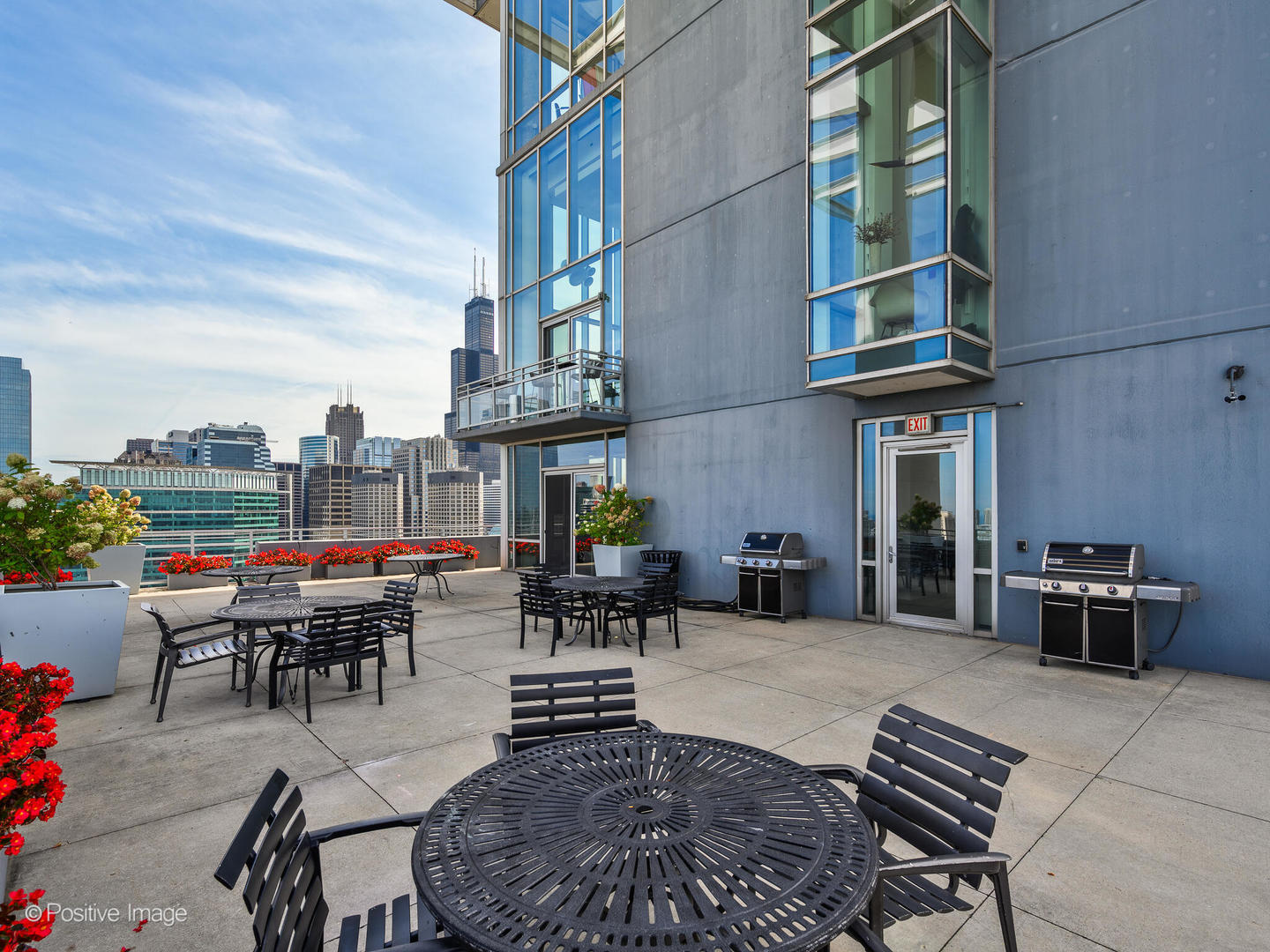 737 W Washington Boulevard Unit: 3310