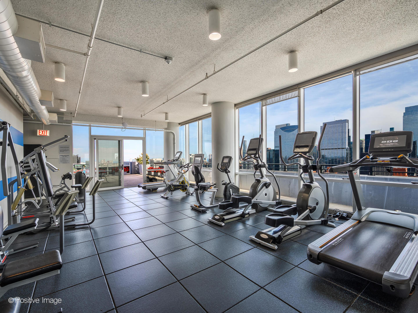 737 W Washington Boulevard Unit: 3310