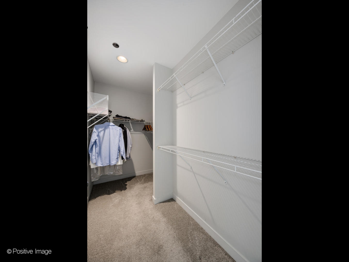 737 W Washington Boulevard Unit: 3310
