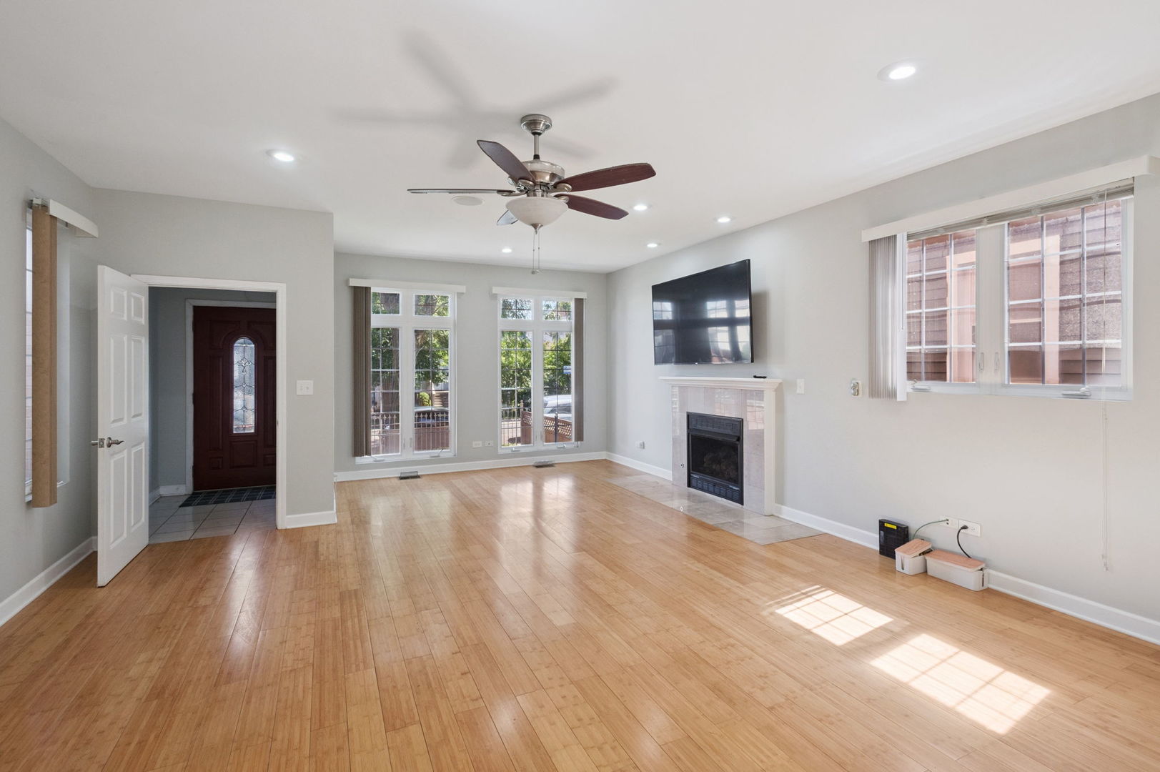 1724 N Keeler Avenue