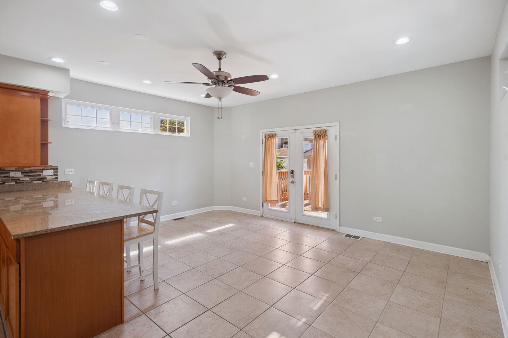 1724 N Keeler Avenue