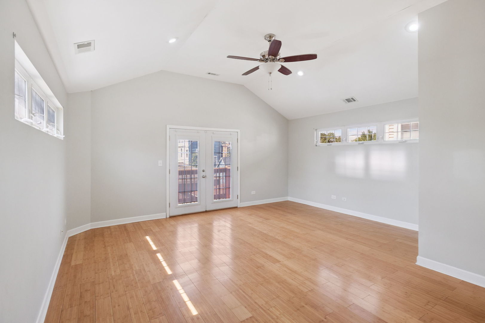 1724 N Keeler Avenue