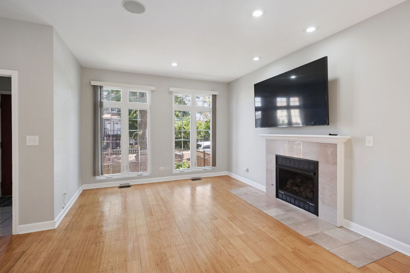 1724 N Keeler Avenue