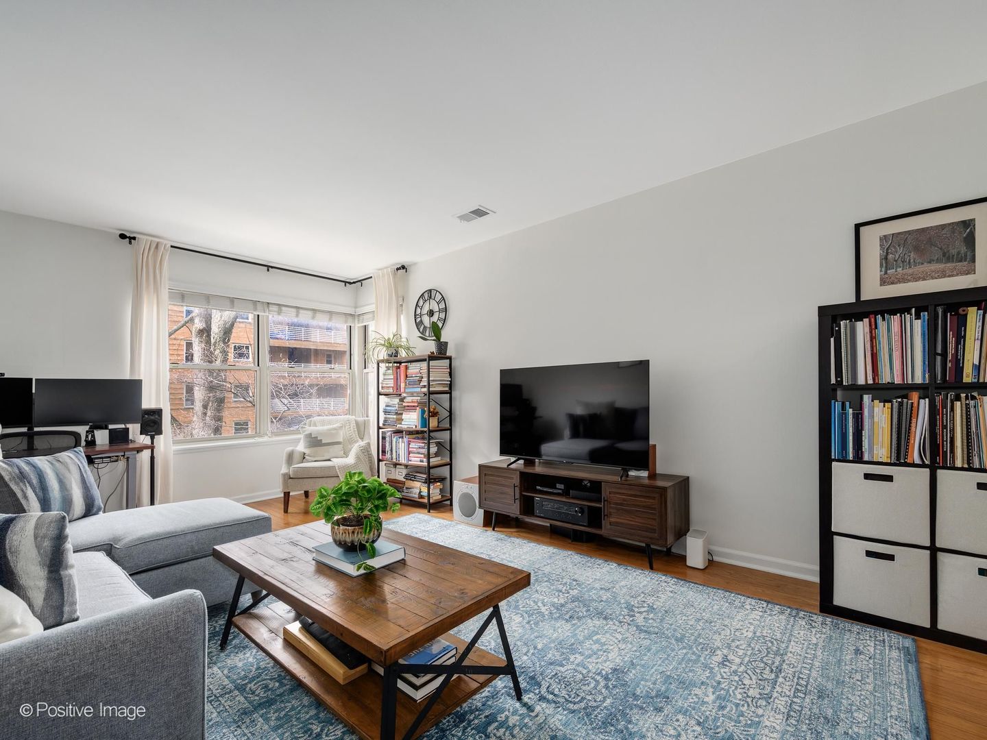 4935 N Wolcott Avenue Unit: 1A