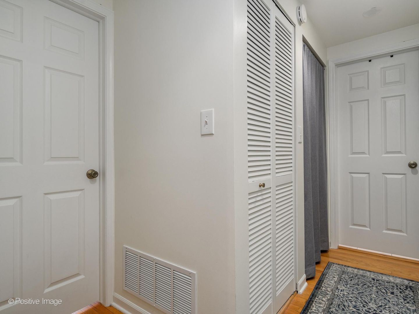 4935 N Wolcott Avenue Unit: 1A