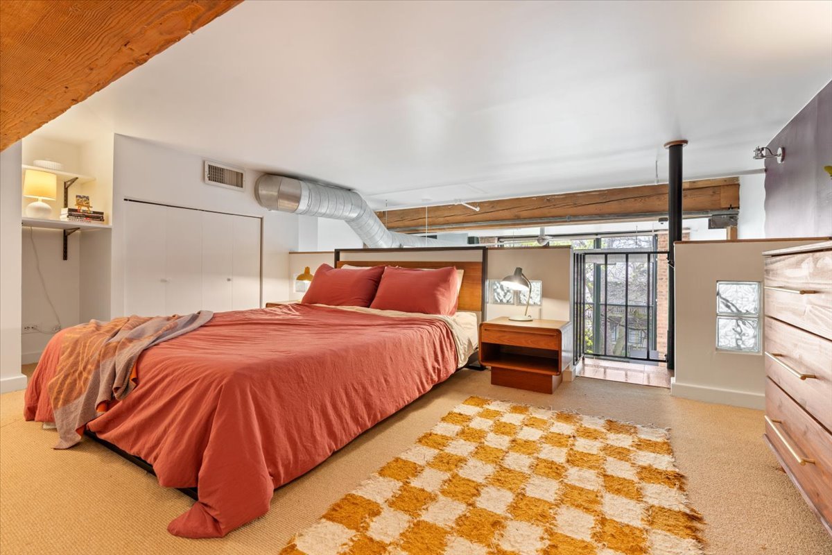 2650 W BELDEN Avenue Unit: 215