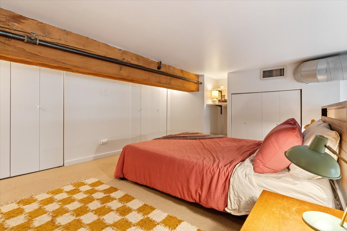 2650 W BELDEN Avenue Unit: 215