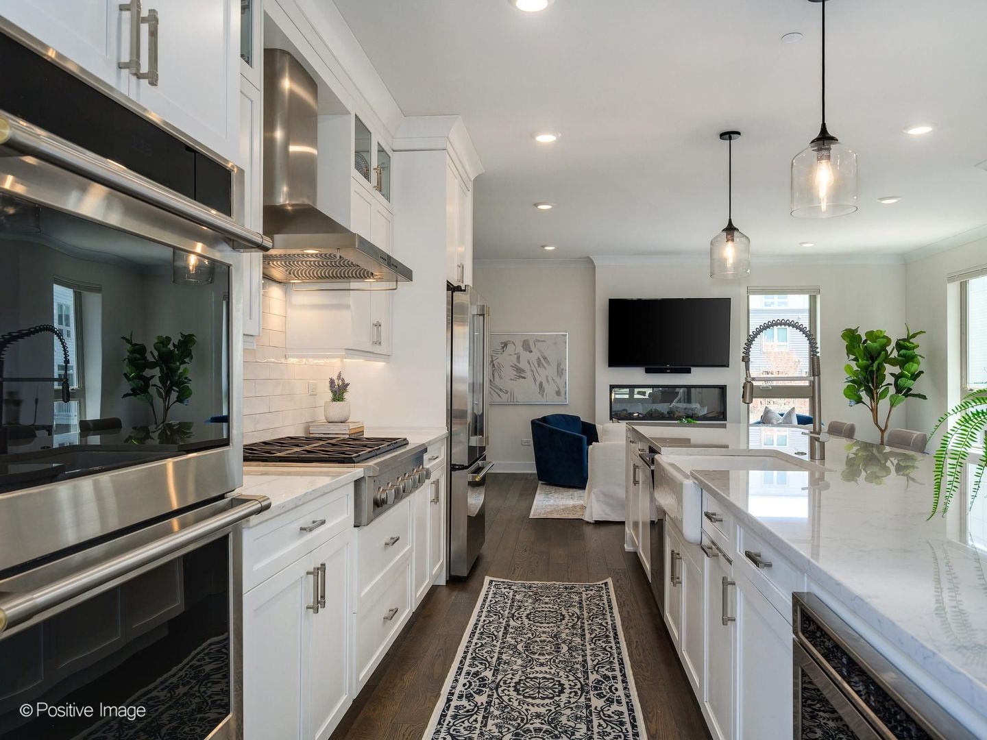 37 S Chestnut Avenue