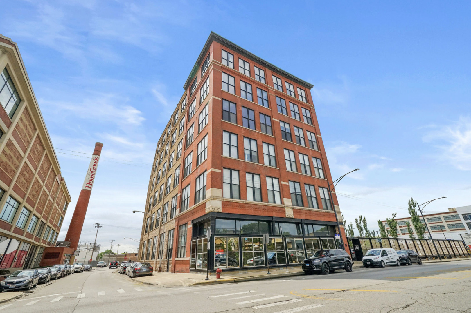 1872 N Clybourn Avenue Unit: 204
