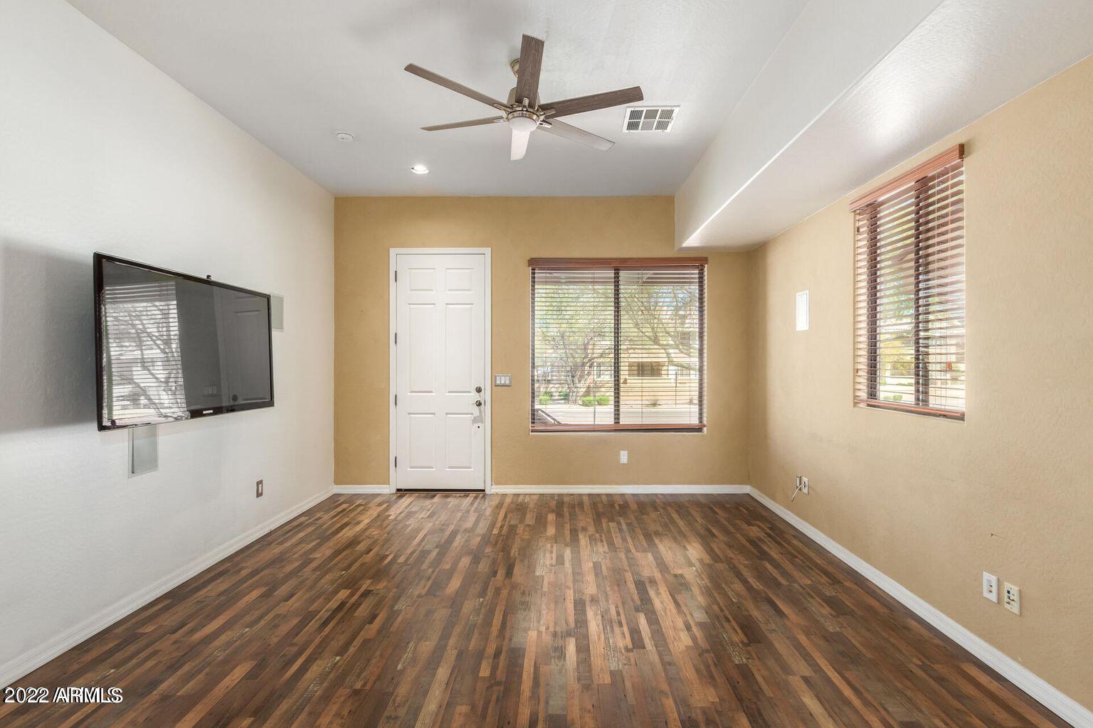 9551 E Redfield Road # 1008