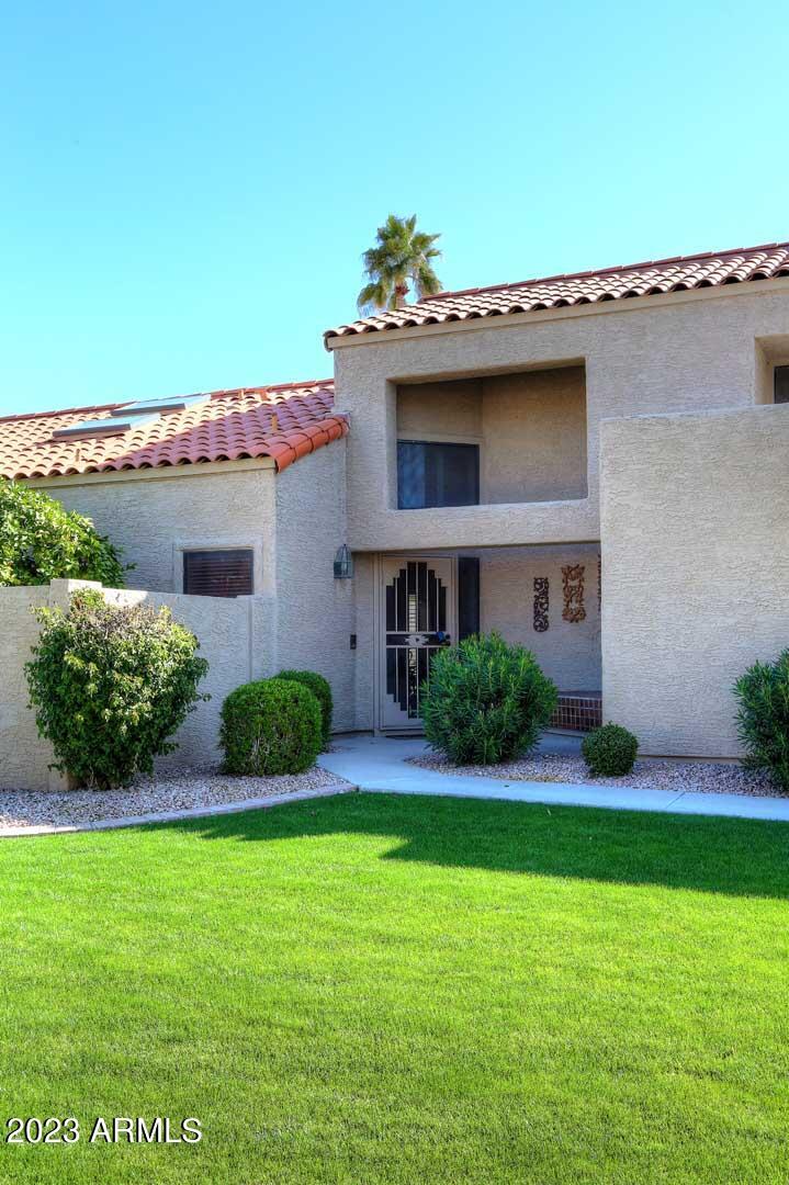 10051 E San Bernardo Drive