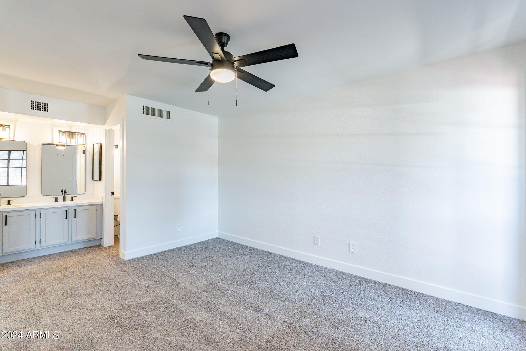 8625 E BELLEVIEW Place # 1121