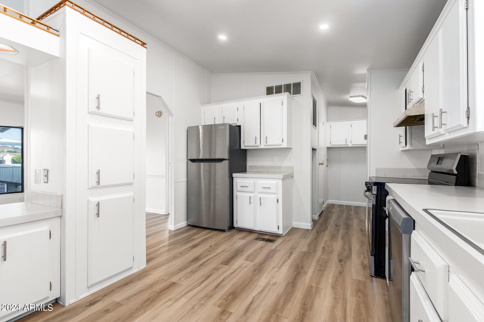 1955 E GROVERS Avenue # 17