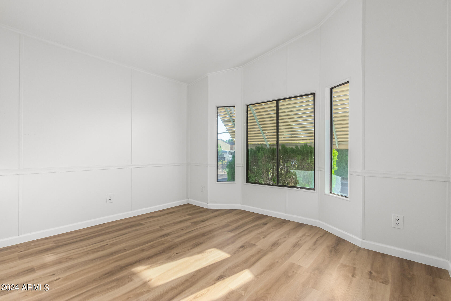 1955 E GROVERS Avenue # 17