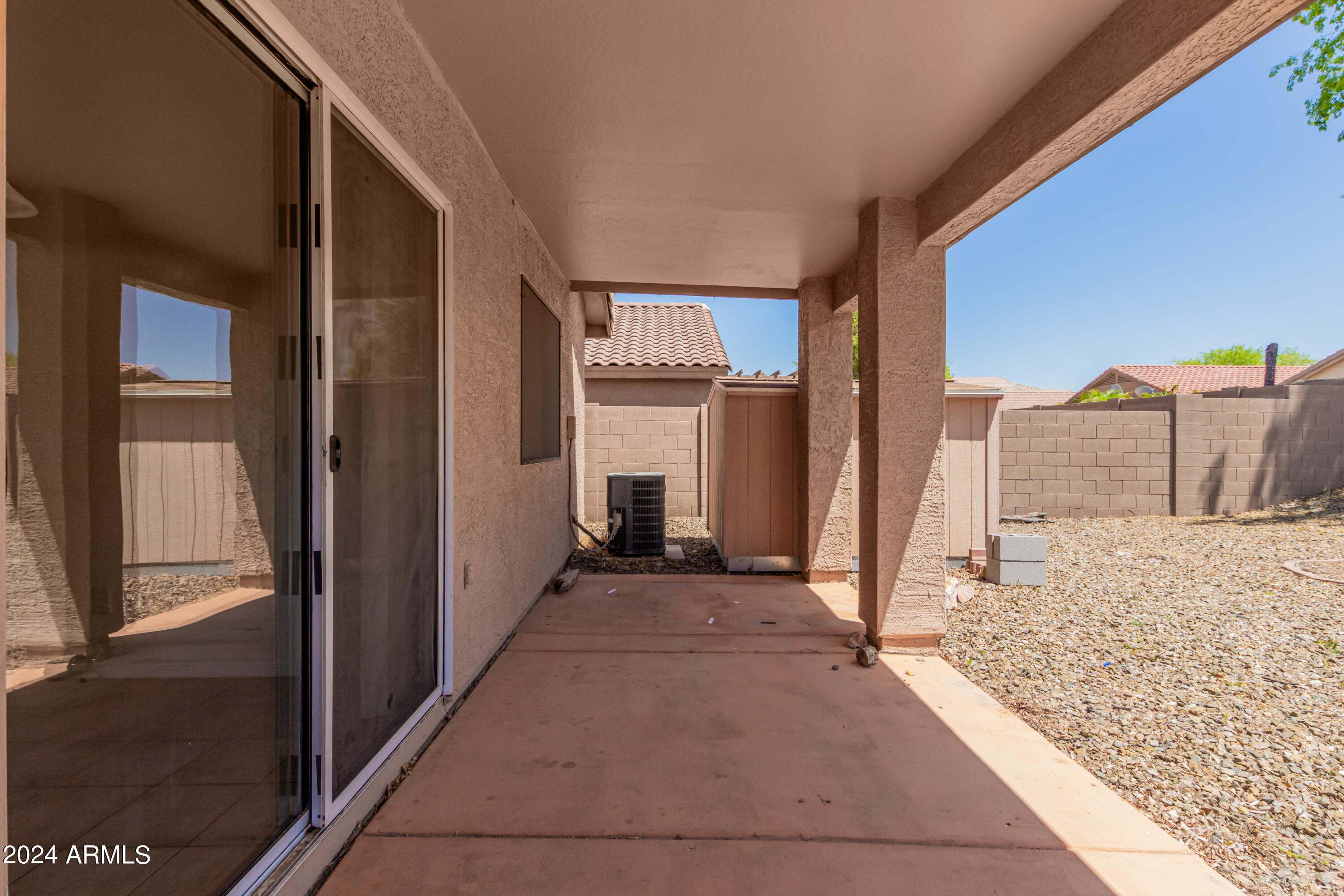 1079 E DESERT HOLLY Drive