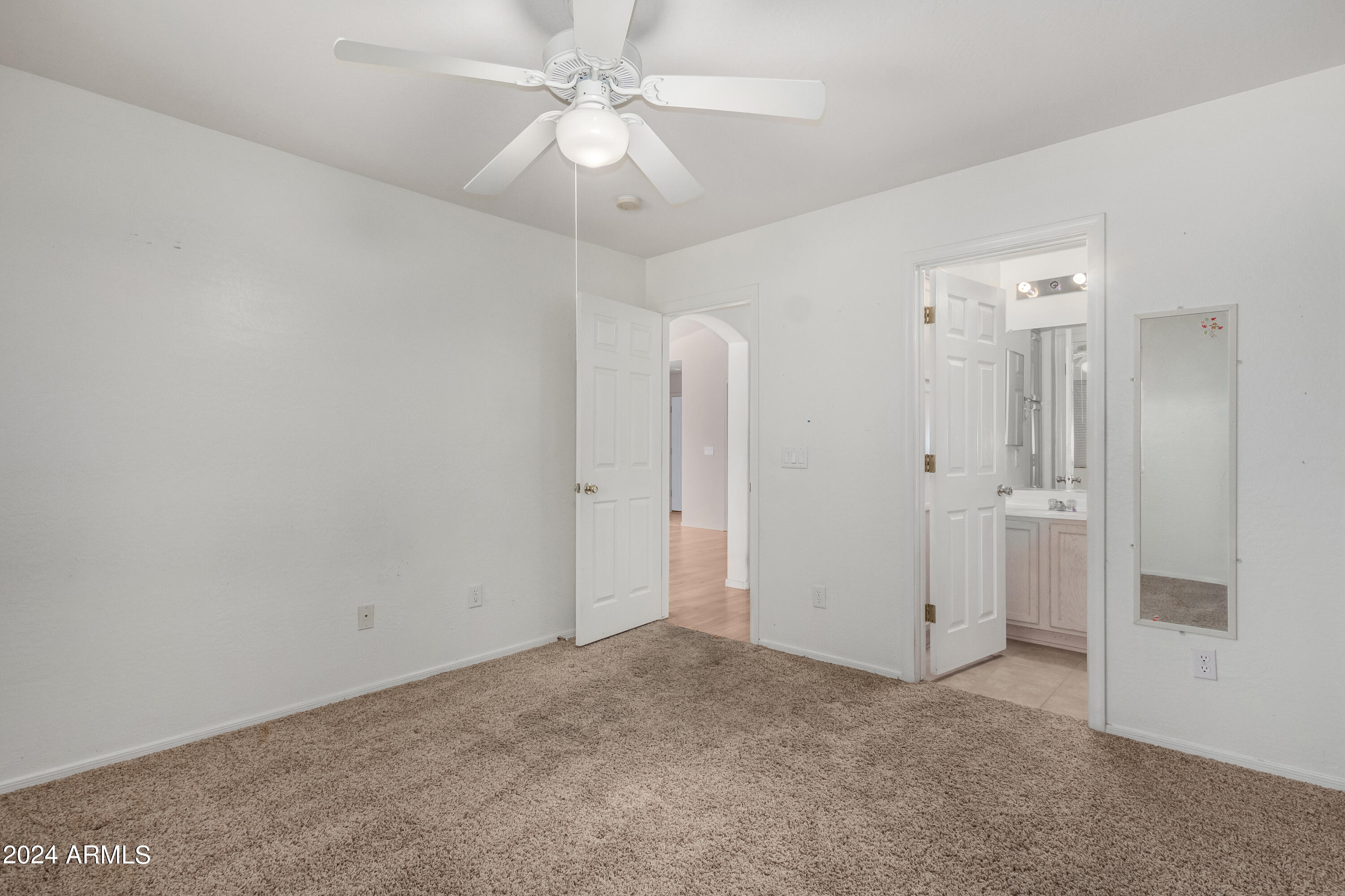 1079 E DESERT HOLLY Drive