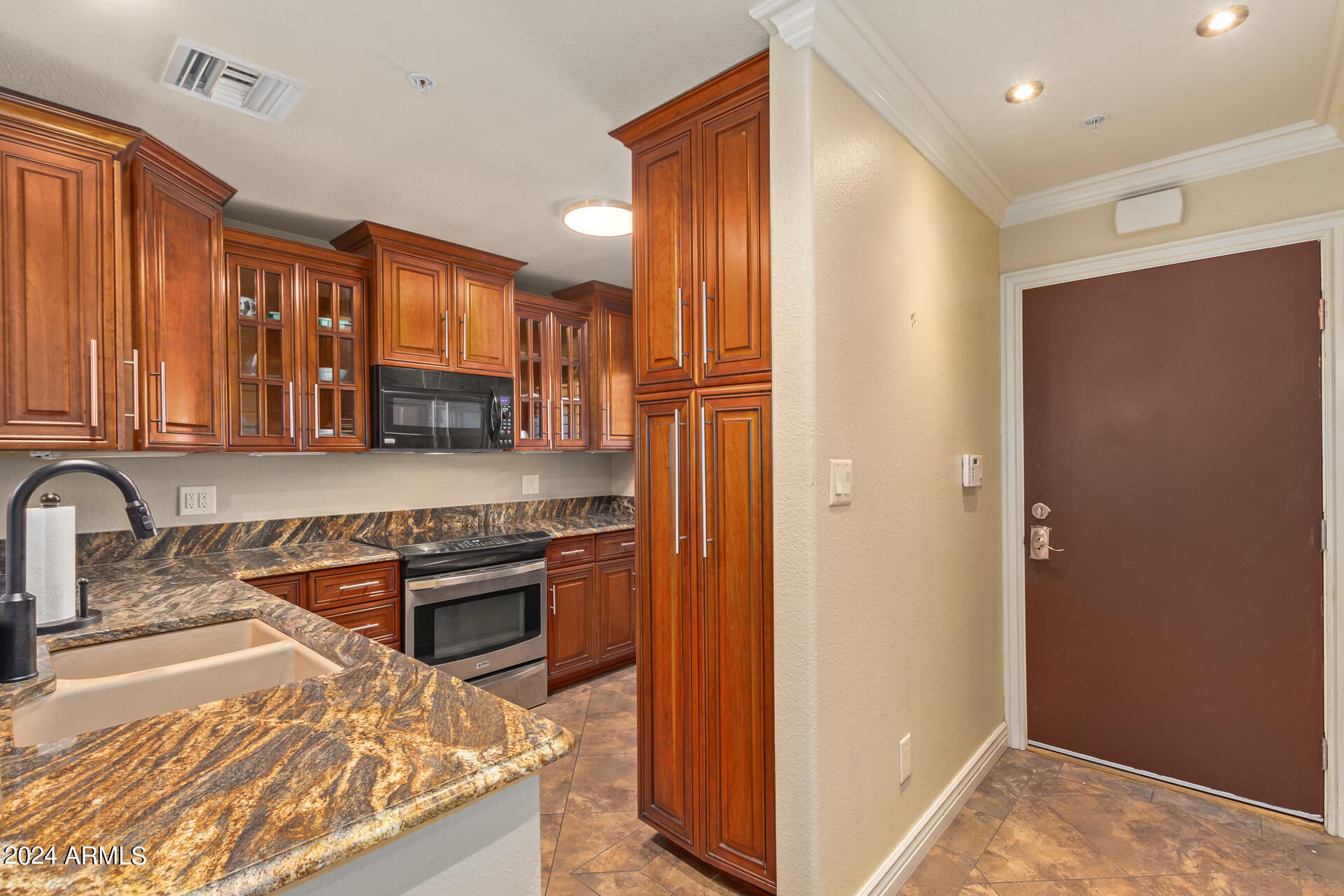 7494 E EARLL Drive # 218