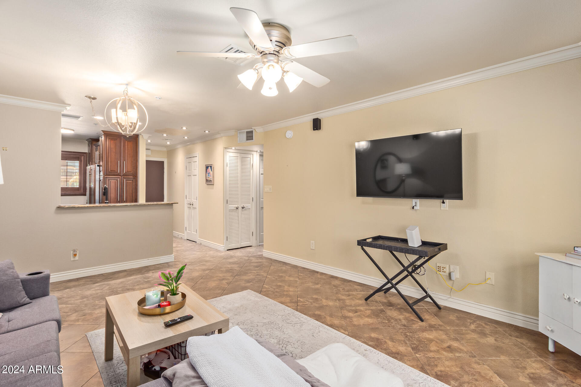 7494 E EARLL Drive # 218