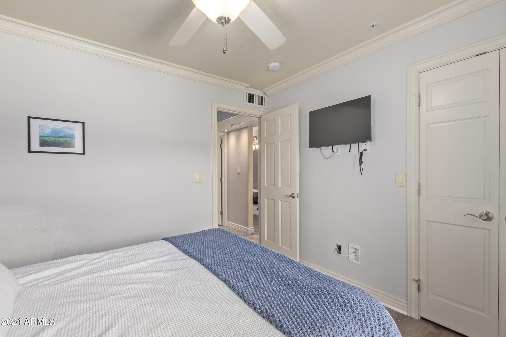 7494 E EARLL Drive # 218