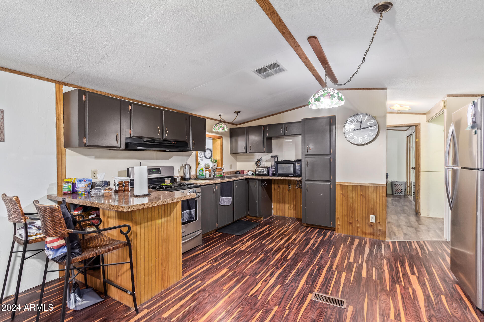 858 S EVANGELINE Avenue