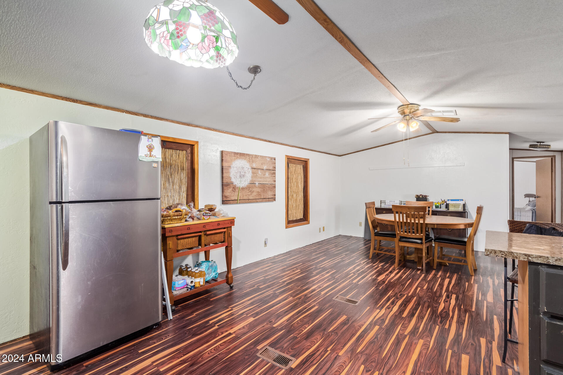 858 S EVANGELINE Avenue