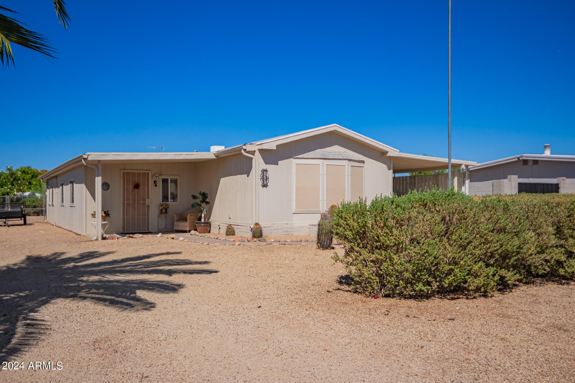 858 S EVANGELINE Avenue