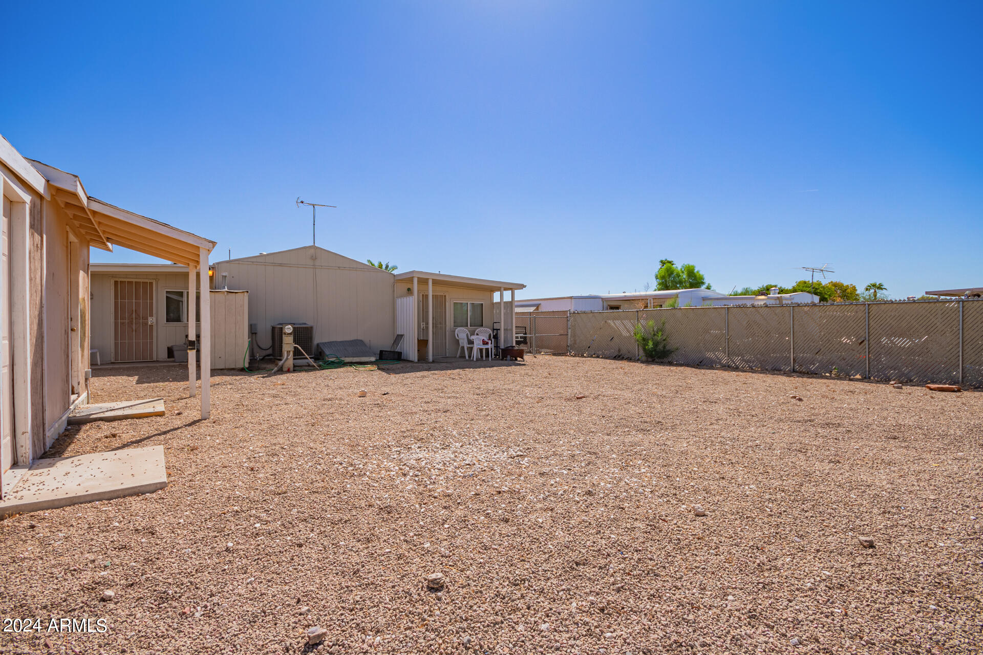 858 S EVANGELINE Avenue