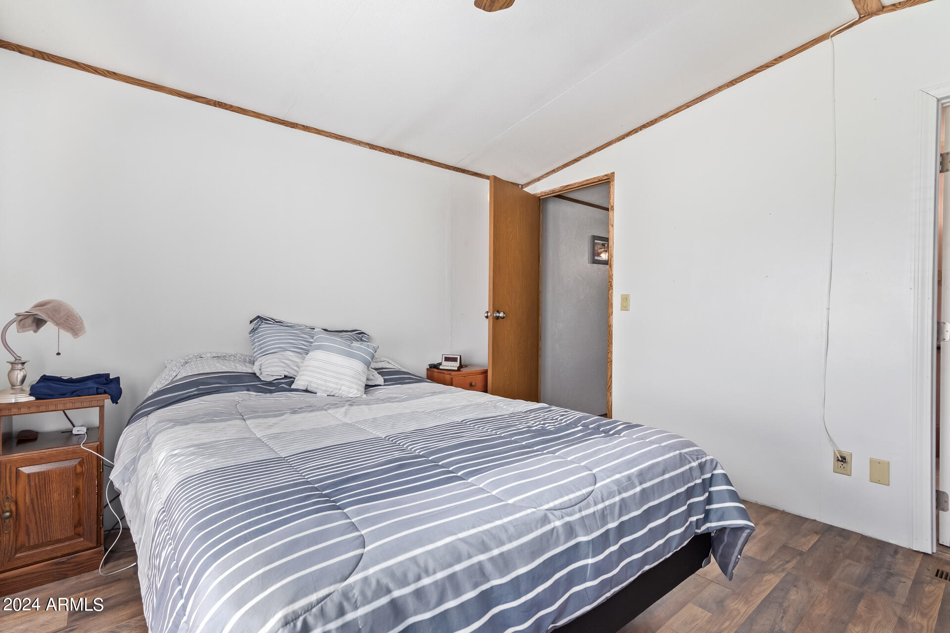 858 S EVANGELINE Avenue