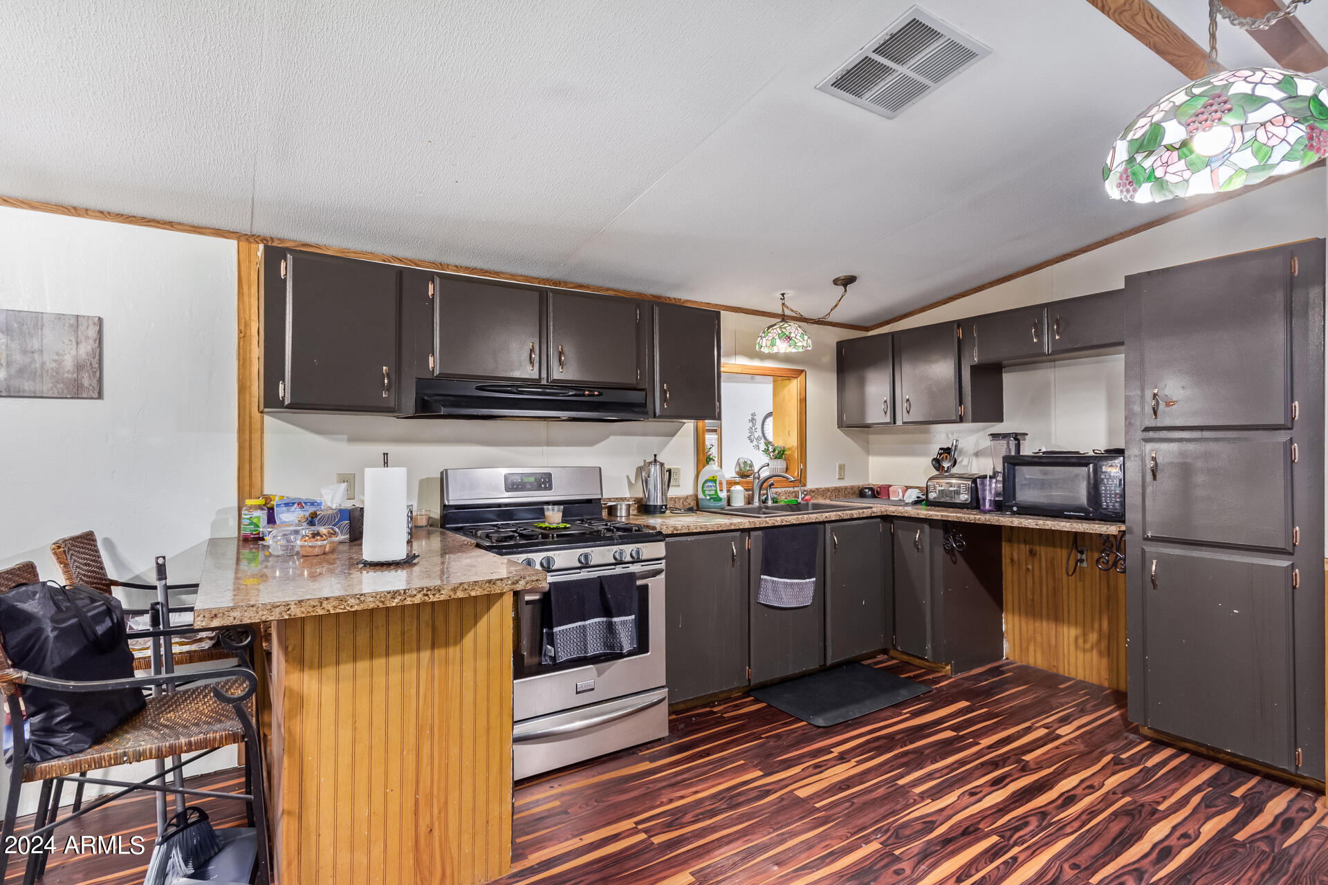 858 S EVANGELINE Avenue