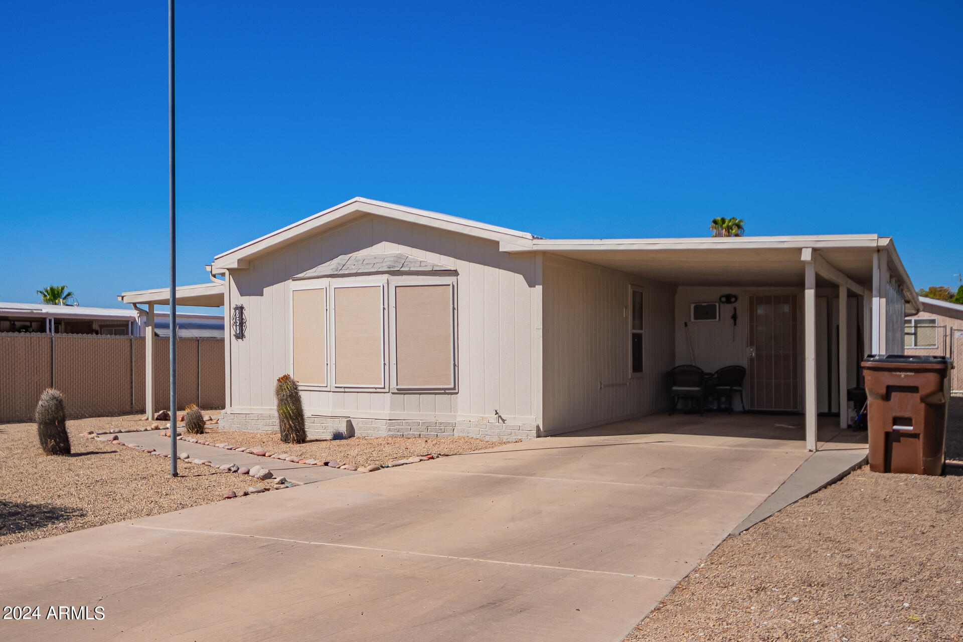 858 S EVANGELINE Avenue