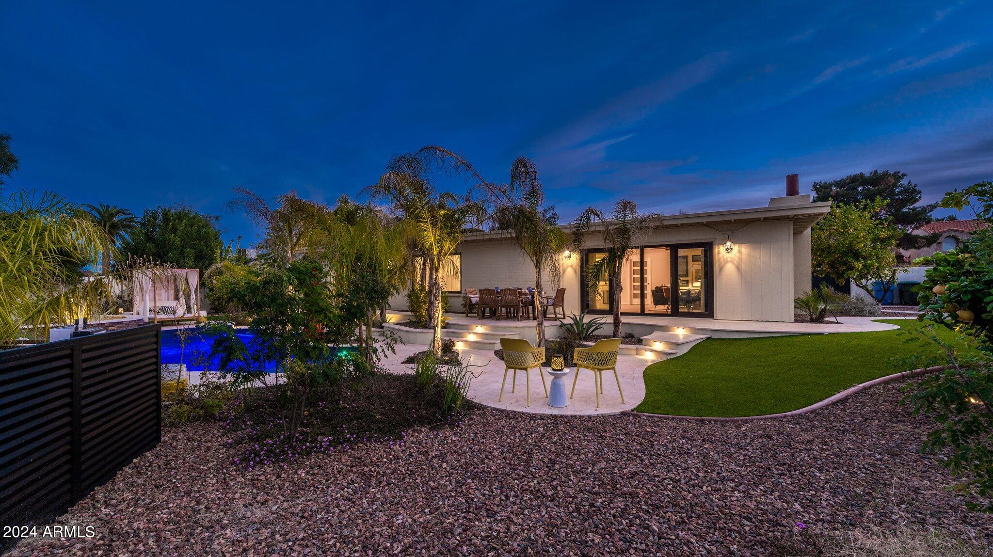 4114 E DESERT COVE Avenue