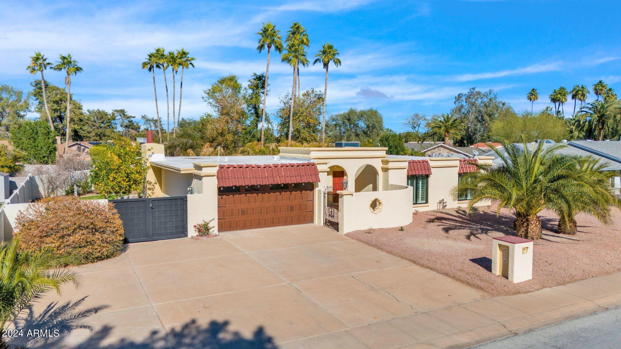 4114 E DESERT COVE Avenue