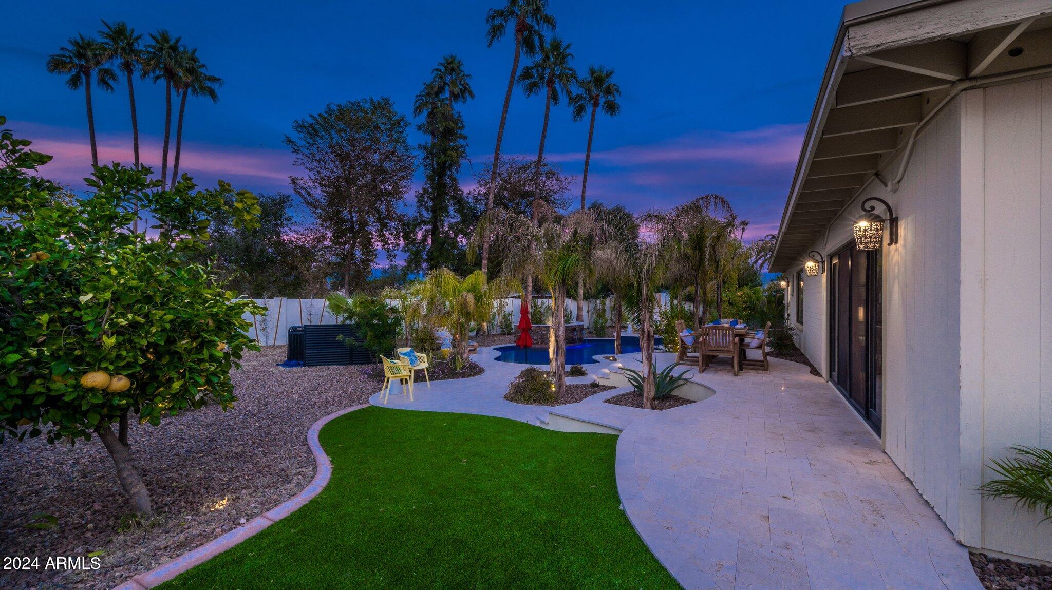4114 E DESERT COVE Avenue