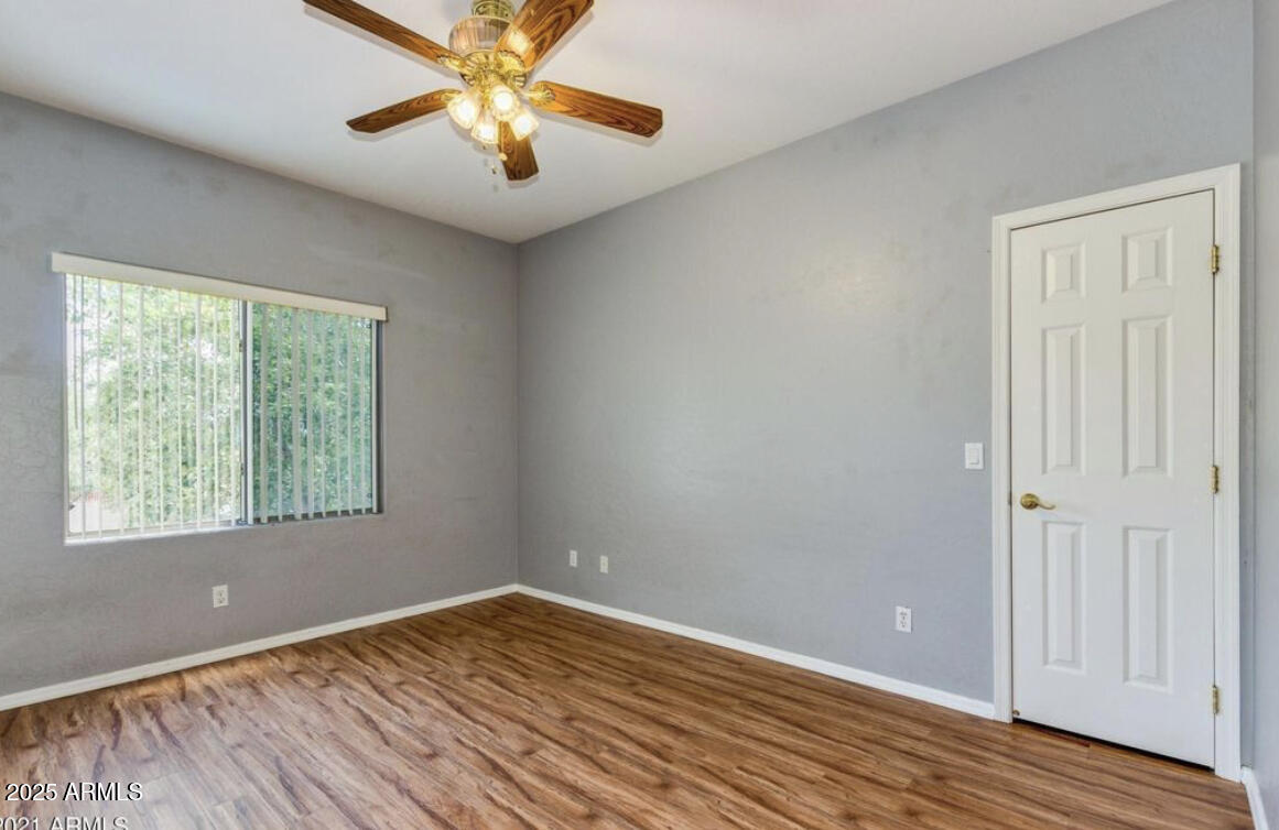 2027 E UNIVERSITY Drive, 120