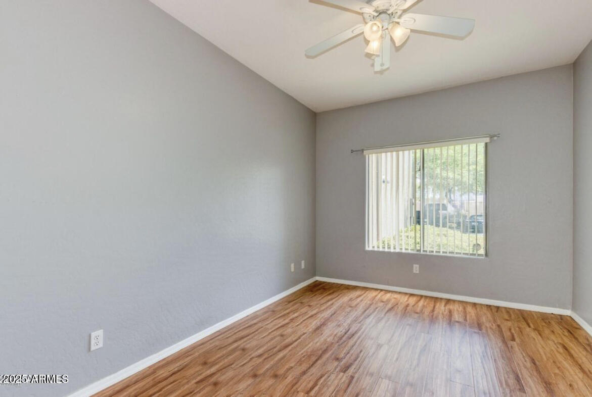 2027 E UNIVERSITY Drive, 120